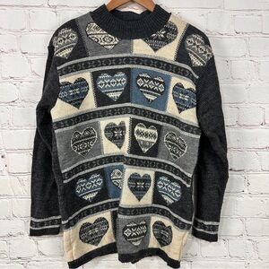Vintage 80’s Cottagecore sweater crewneck hearts size large grey navy blue white